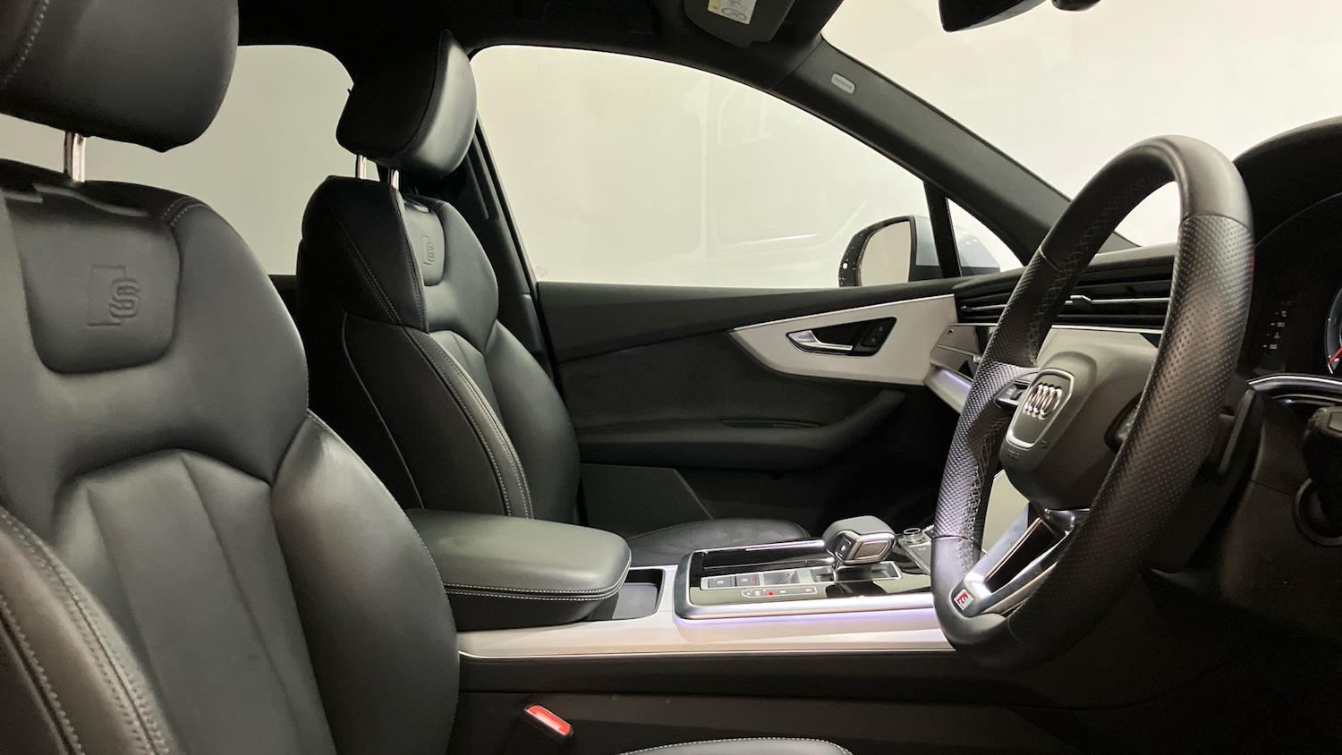 Used Audi Q7 2021 for sale - 76738654: Photo 15