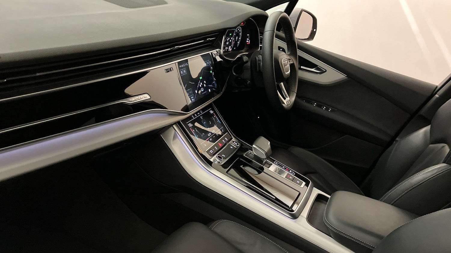 Used Audi Q7 2021 for sale - 76738654: Photo 2