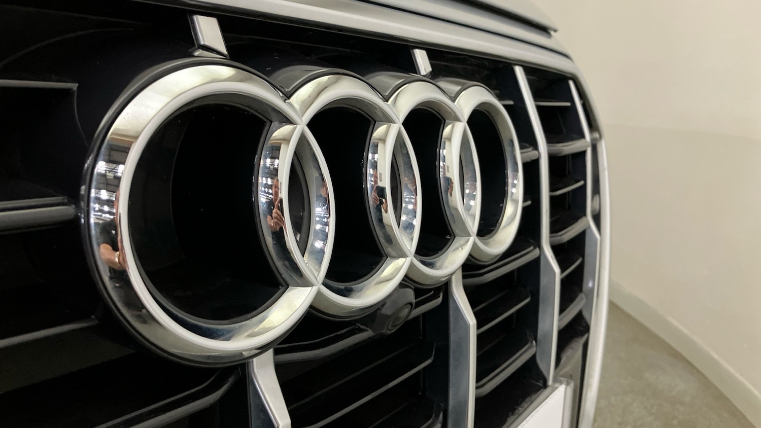 Used Audi Q7 2021 for sale - 76738654: Photo 35