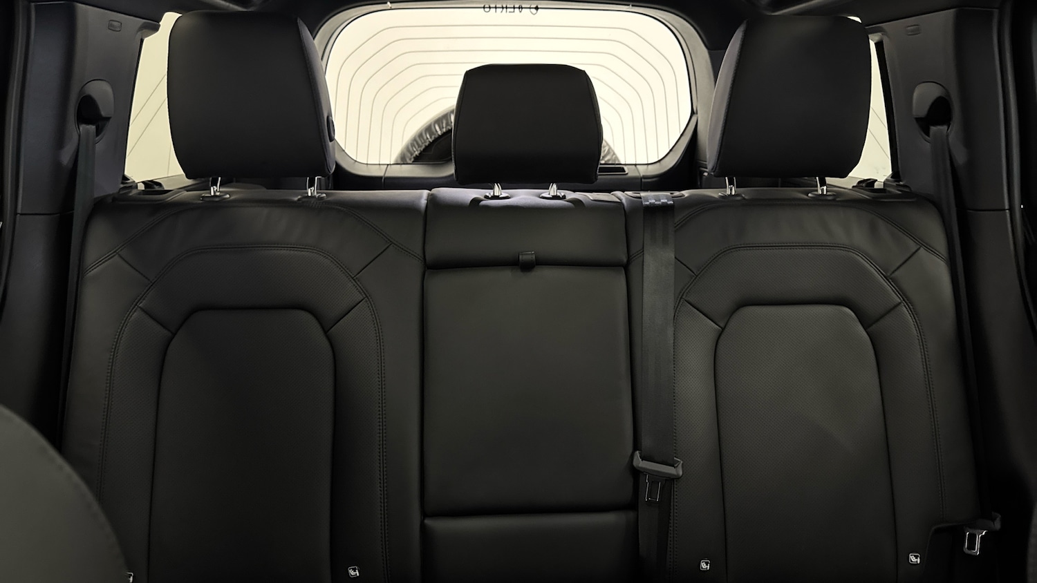 Used Land Rover Defender 2025 for sale - 76413255: Photo 15