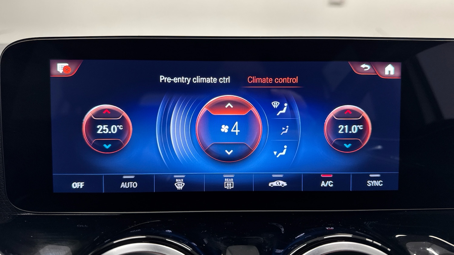 Used Mercedes-Benz GLA 2021 for sale - 77035713: Photo 41