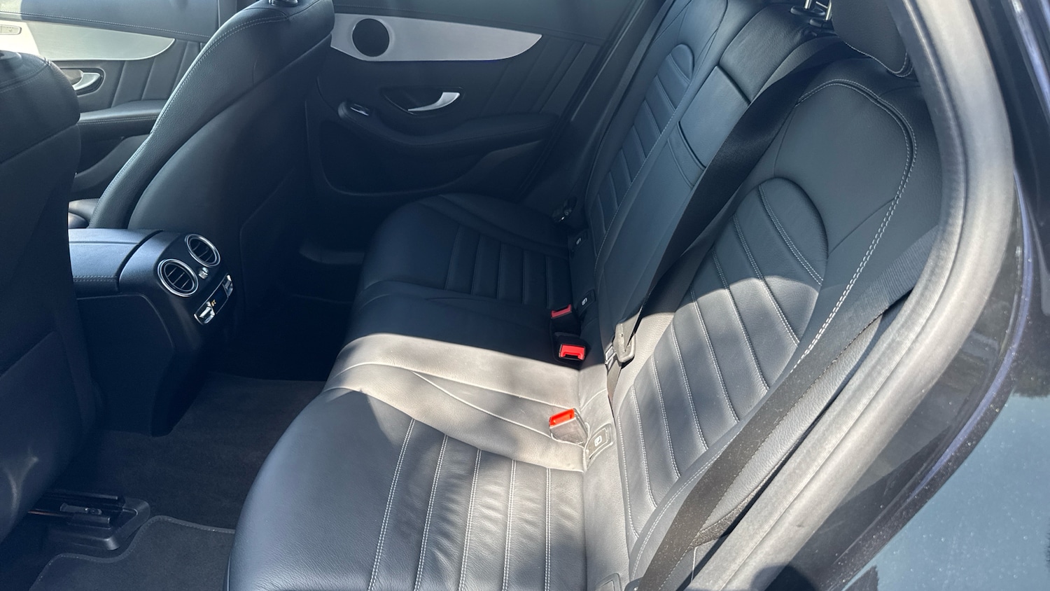 Used Mercedes-Benz GLC 2023 for sale - 76449502: Photo 16