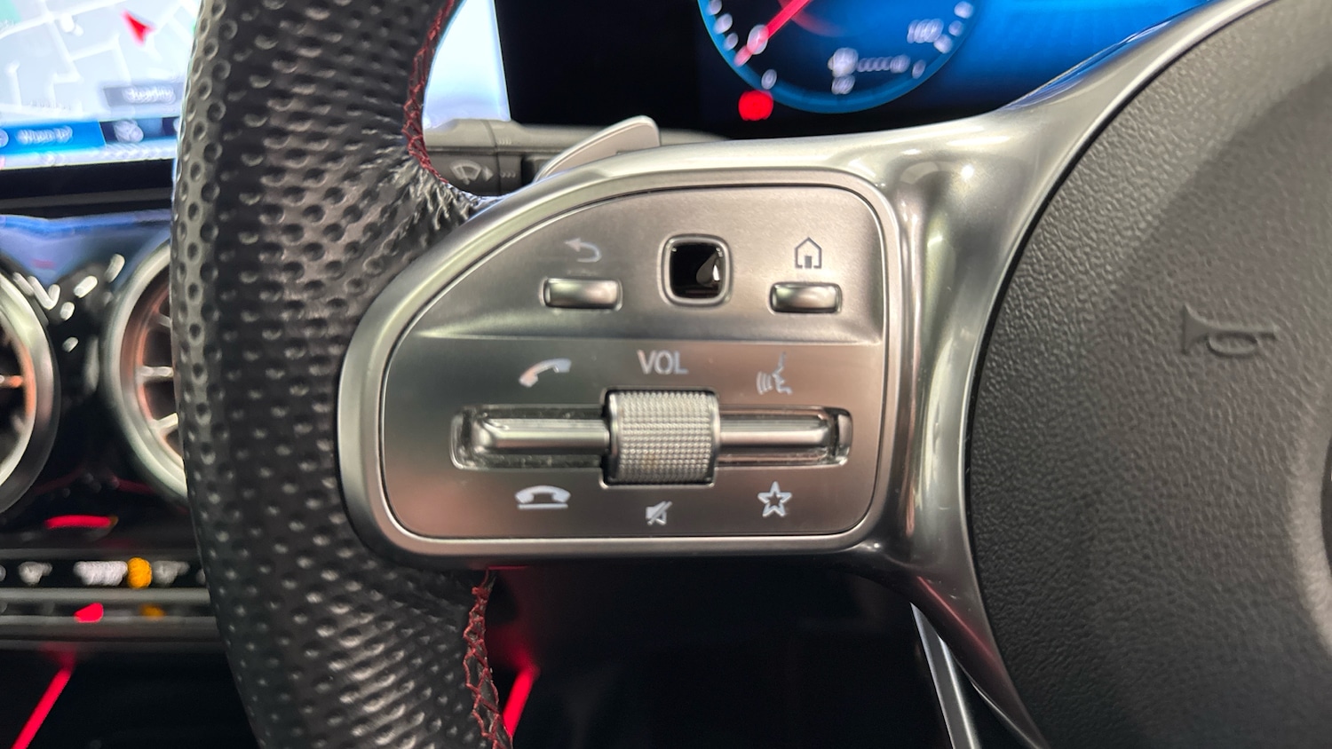 Used Mercedes-Benz GLB 2022 for sale - 77664859: Photo 29