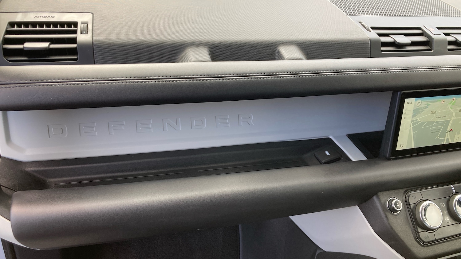 Used Land Rover Defender 2021 for sale - 77353532: Photo 26