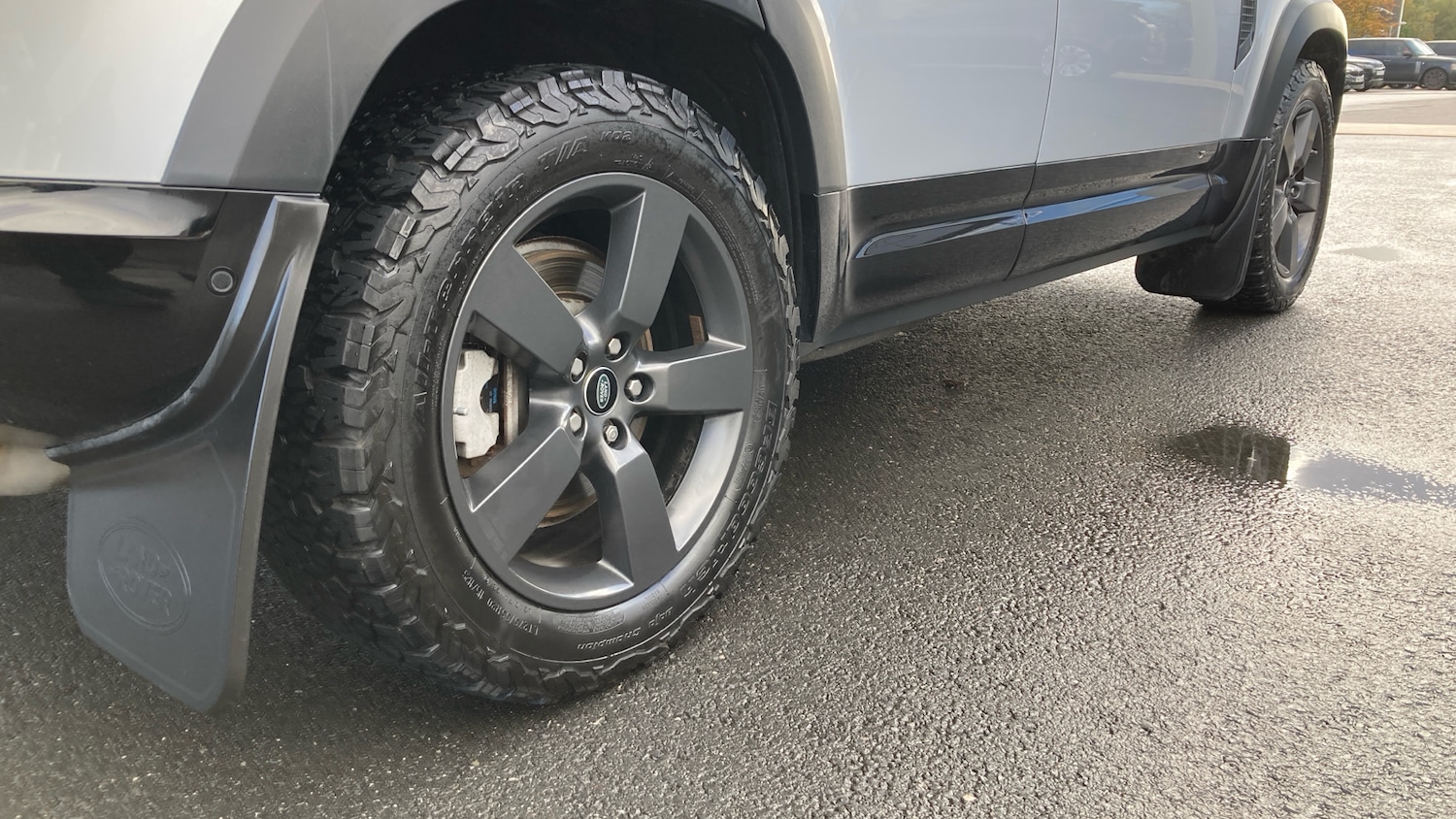 Used Land Rover Defender 2021 for sale - 77353532: Photo 35