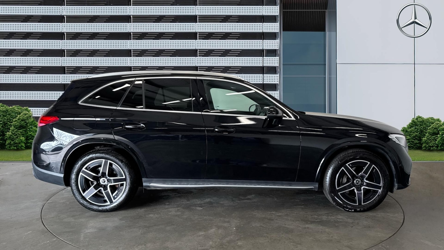 Used Mercedes-Benz GLC 2023 for sale - 78025231: Photo 5