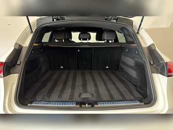 Used Mercedes-Benz EQC 2020 for sale - 75035834: Photo