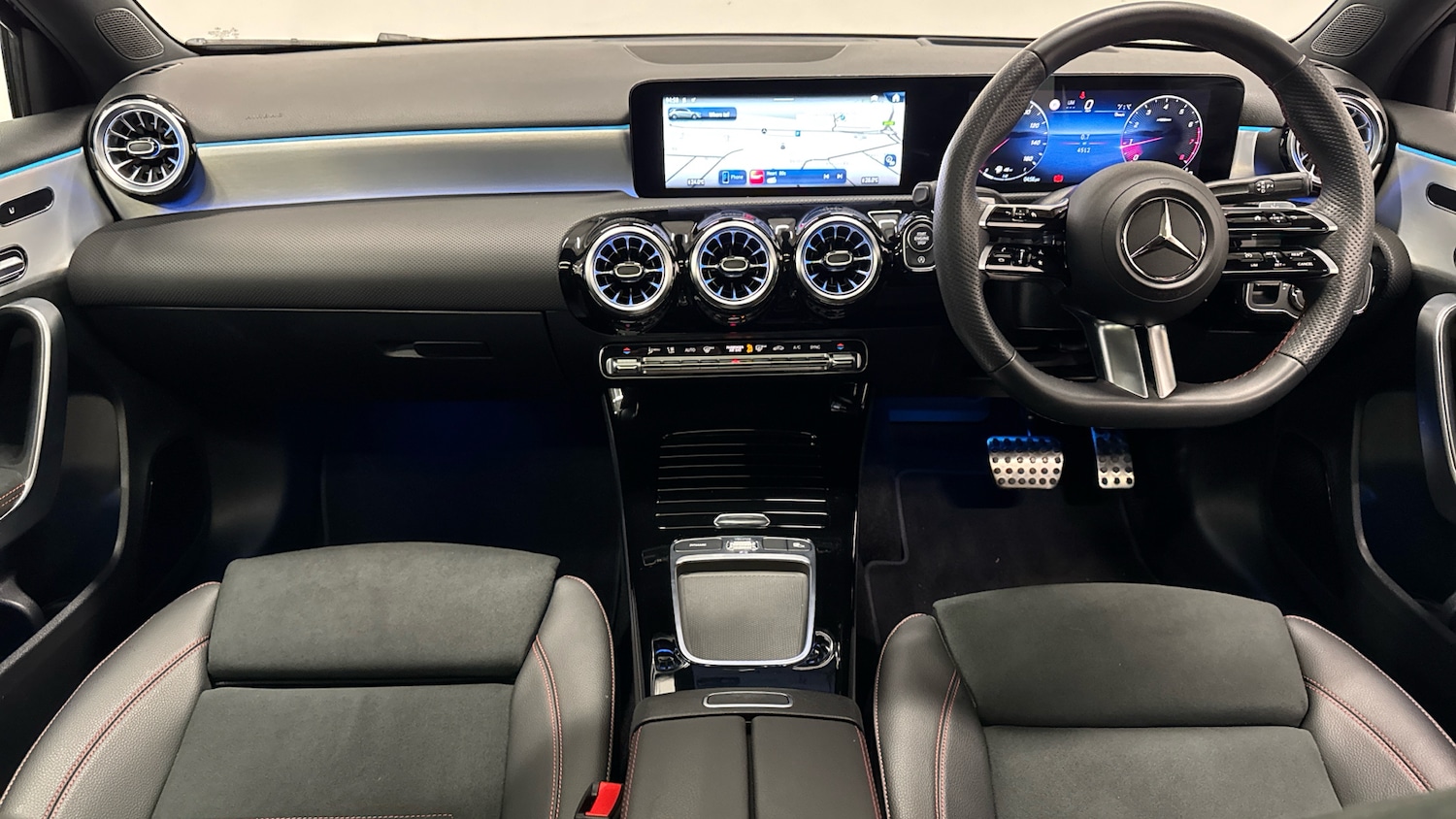 Used Mercedes-Benz A-Class 2023 for sale - 77902322: Photo 10