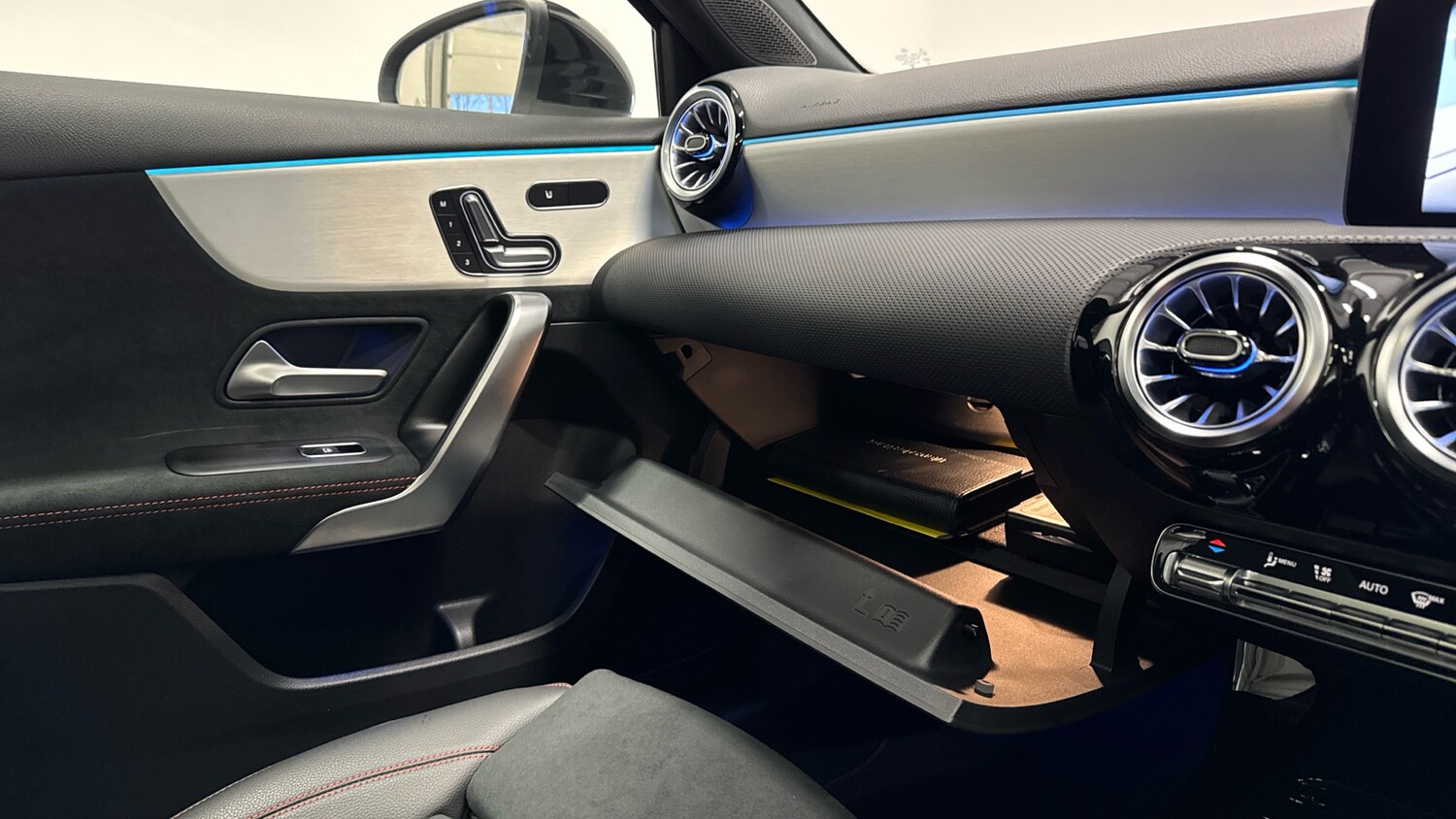 Used Mercedes-Benz A-Class 2023 for sale - 77902322: Photo 36