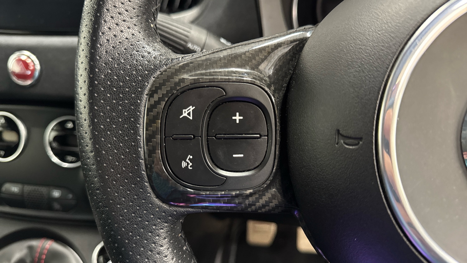 Used Abarth 695 2021 for sale - 77154283: Photo 24