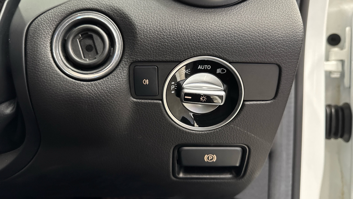 Used Mercedes-Benz SLC 2019 for sale - 76599910: Photo 24