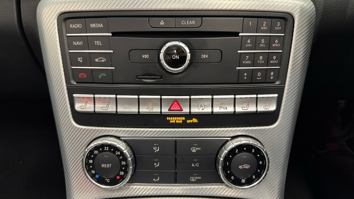 Used Mercedes-Benz SLC 2019 for sale - 76599910: Photo 28