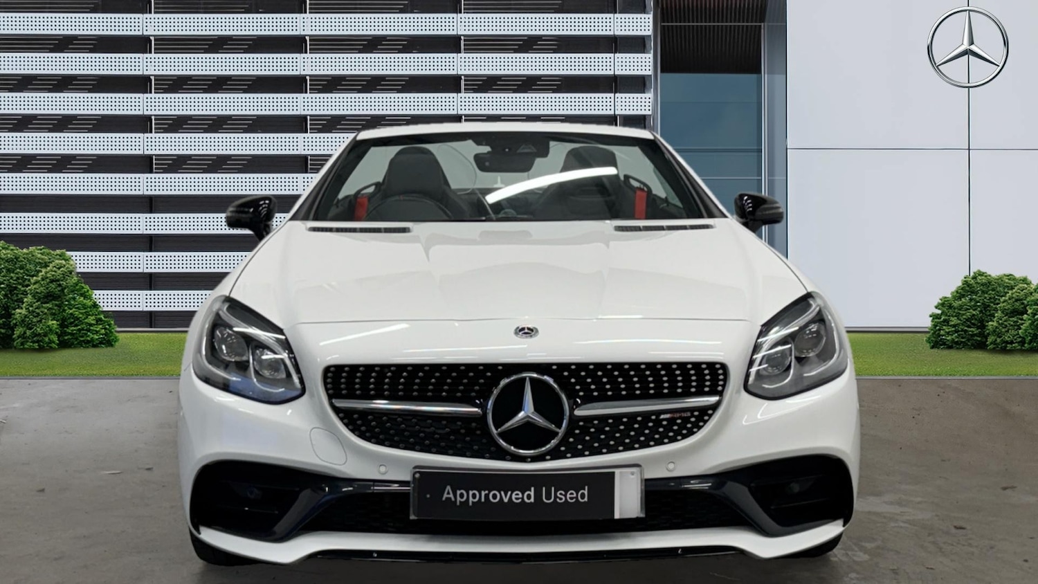 Used Mercedes-Benz SLC 2019 for sale - 76599910: Photo 3