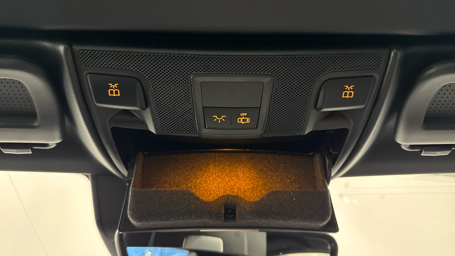 Used Mercedes-Benz SLC 2019 for sale - 76599910: Photo 33