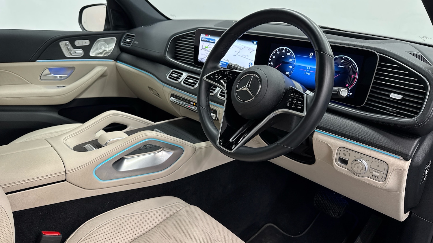 Used Mercedes-Benz GLE 2025 for sale - 77340289: Photo 11