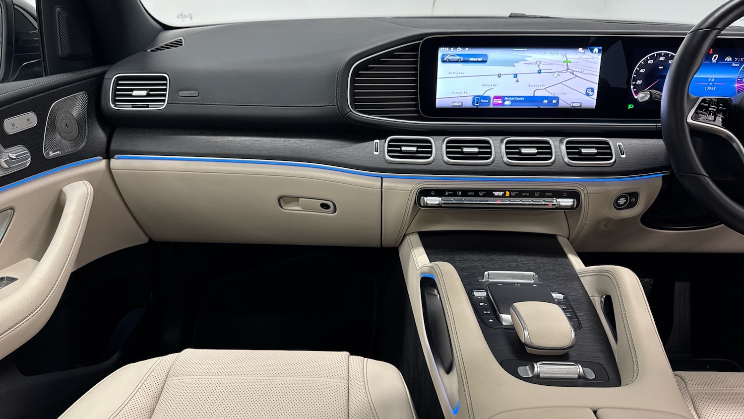 Used Mercedes-Benz GLE 2025 for sale - 77340289: Photo 14