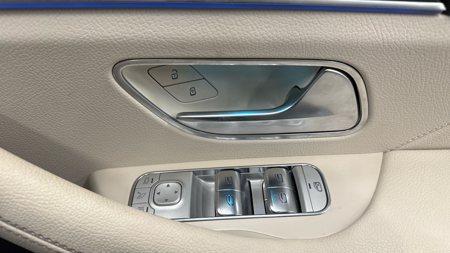 Used Mercedes-Benz GLE 2025 for sale - 77340289: Photo 25