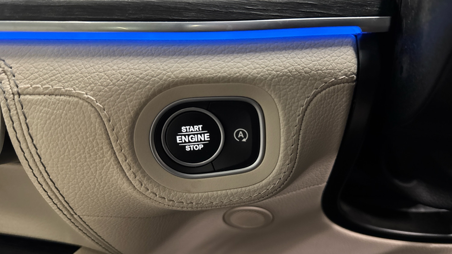 Used Mercedes-Benz GLE 2025 for sale - 77340289: Photo 32