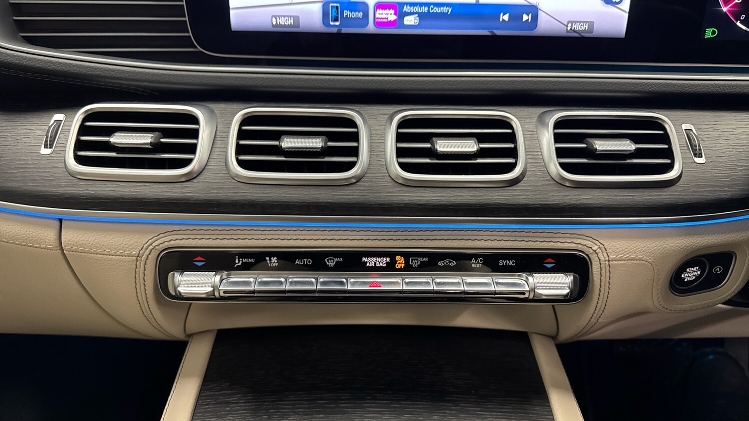 Used Mercedes-Benz GLE 2025 for sale - 77340289: Photo 33