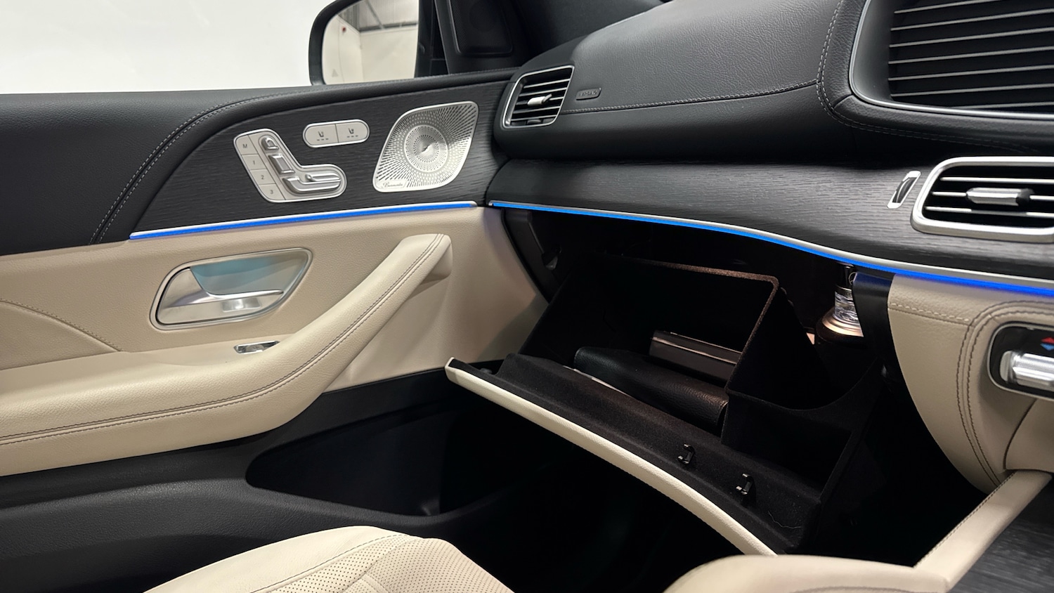 Used Mercedes-Benz GLE 2025 for sale - 77340289: Photo 36