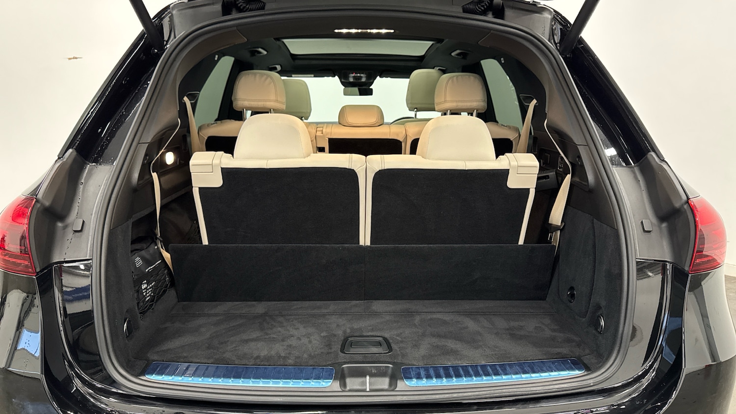 Used Mercedes-Benz GLE 2025 for sale - 77340289: Photo 4