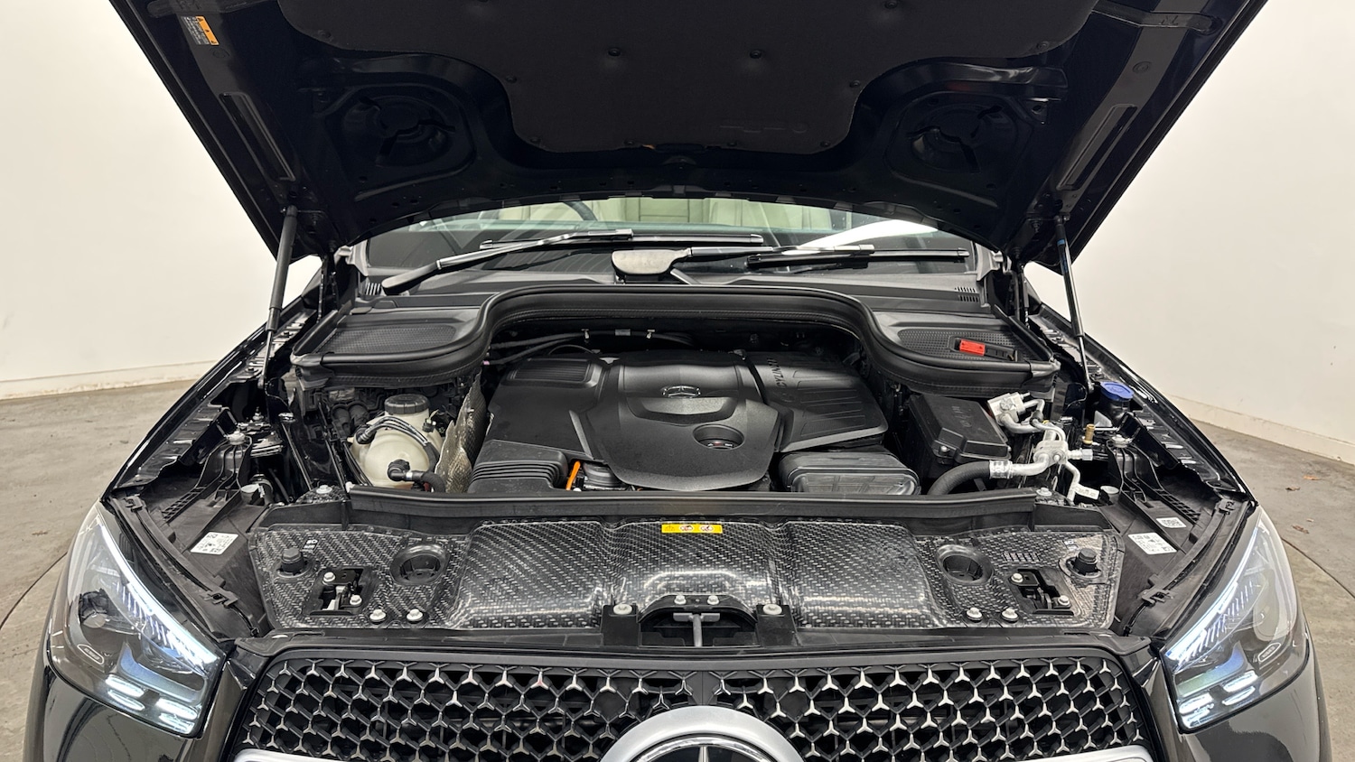 Used Mercedes-Benz GLE 2025 for sale - 77340289: Photo 8