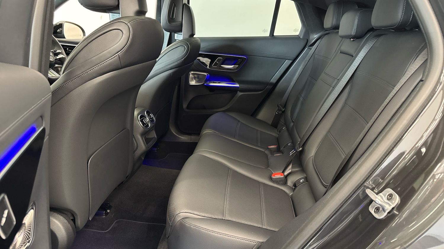 Used Mercedes-Benz GLC 2025 for sale - 78010951: Photo 16