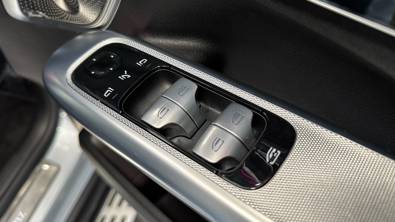 Used Mercedes-Benz EQA 2023 for sale - 78066618: Photo 24