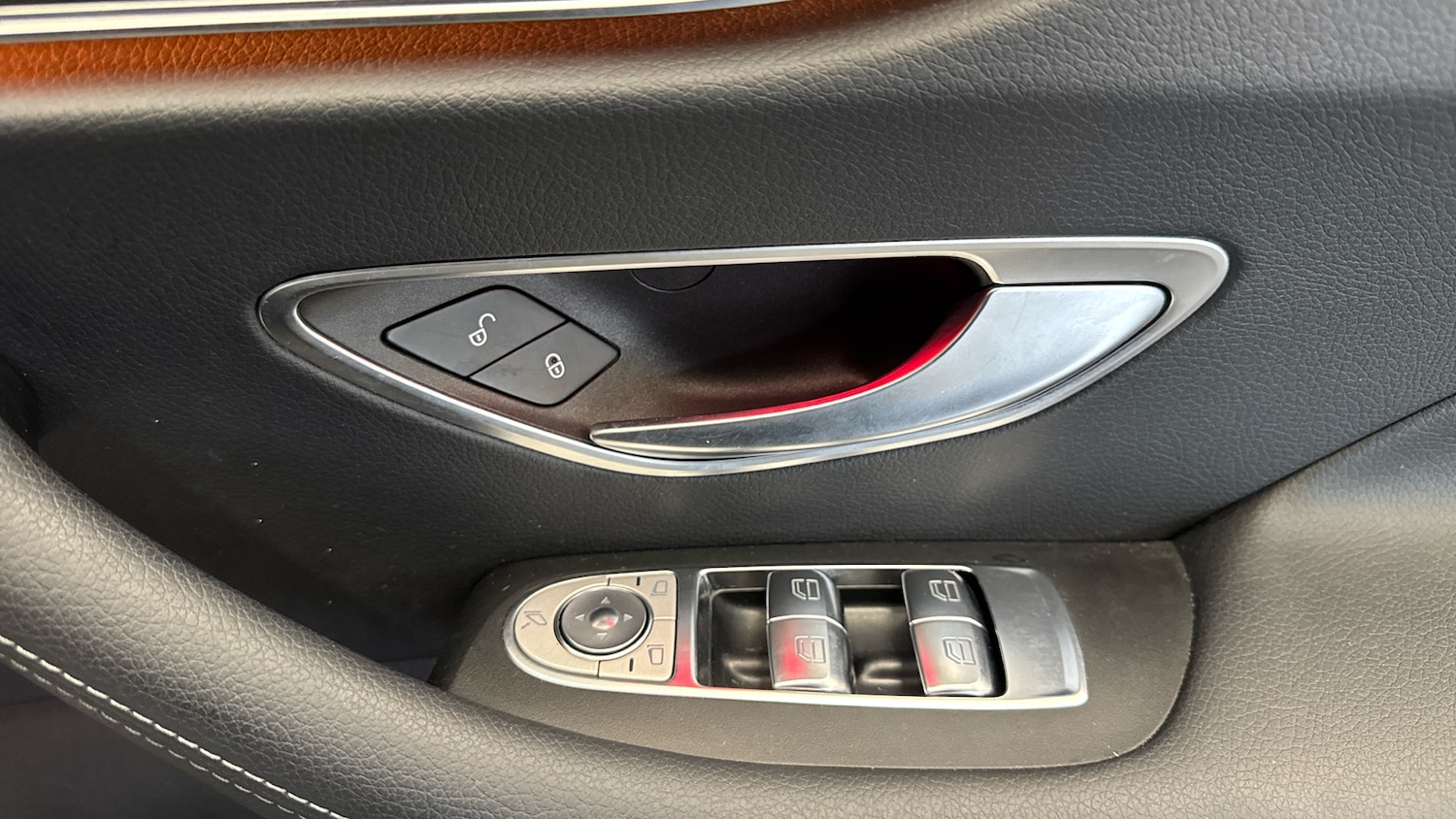 Used Mercedes-Benz E Class 2023 for sale - 76362827: Photo 24