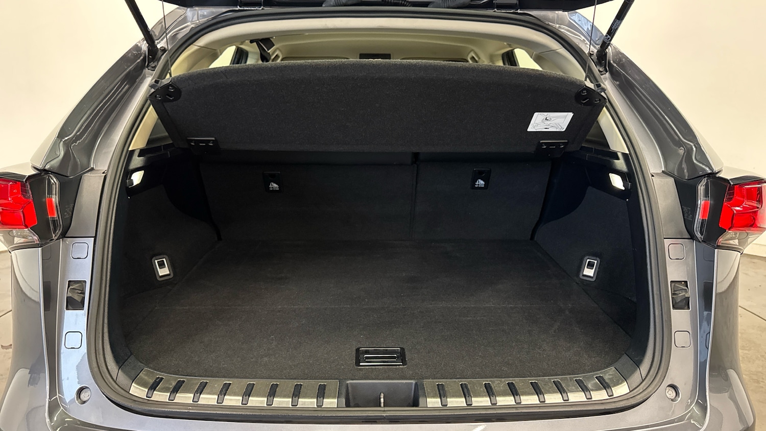 Used Lexus NX 2021 for sale - 77258040: Photo 4