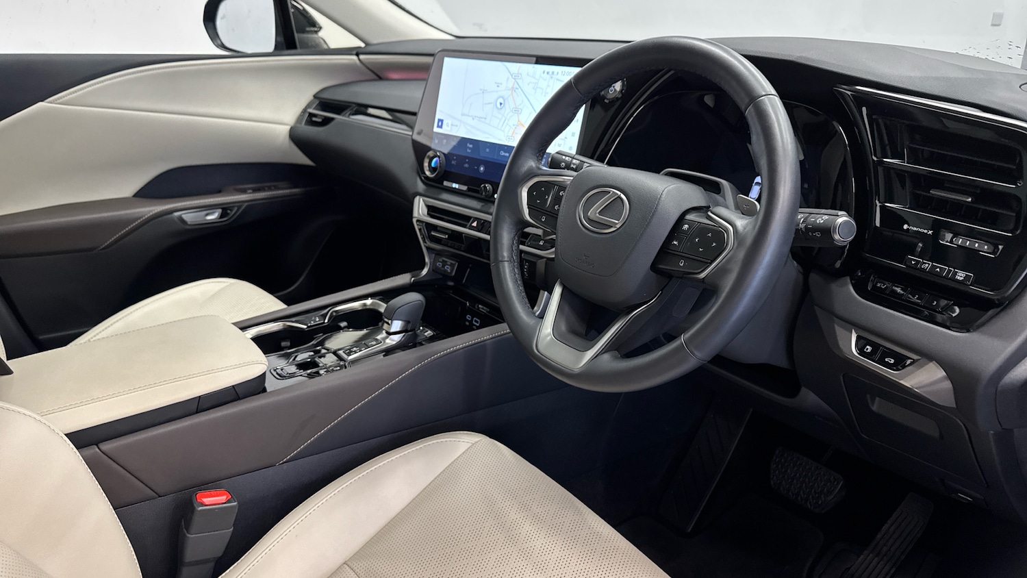 Used Lexus RX 2023 for sale - 77046130: Photo 11