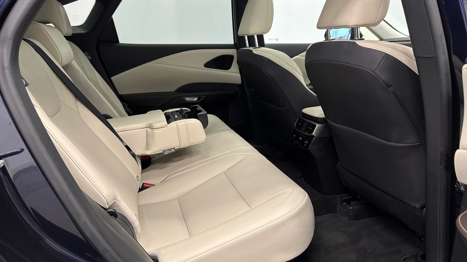 Used Lexus RX 2023 for sale - 77046130: Photo 22