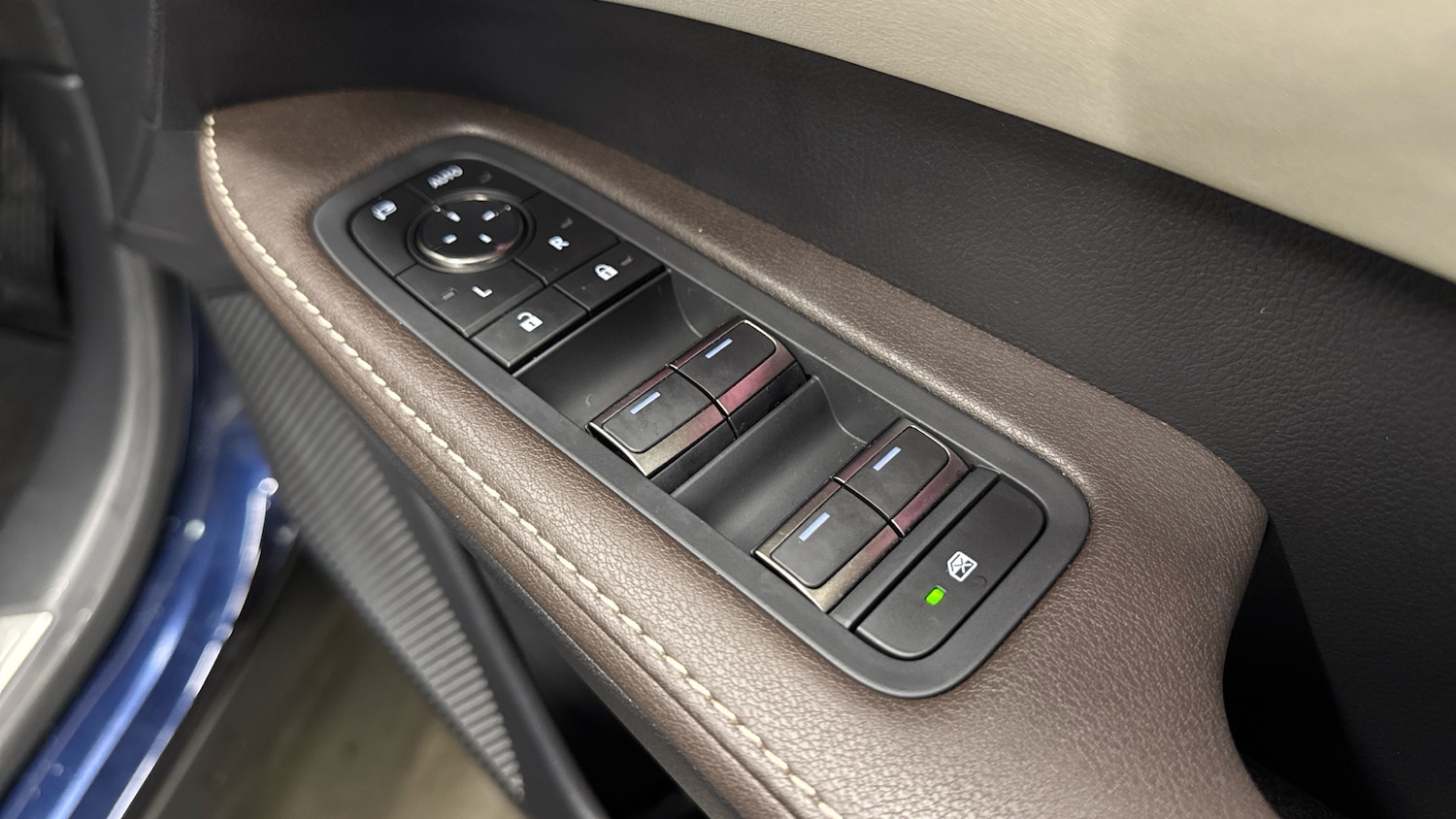 Used Lexus RX 2023 for sale - 77046130: Photo 24