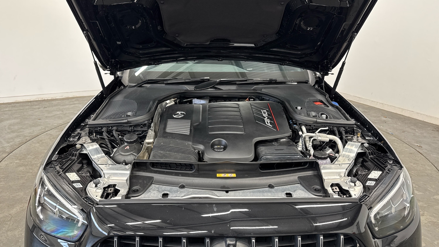 Used Mercedes-Benz E Class 2023 for sale - 77766185: Photo 8