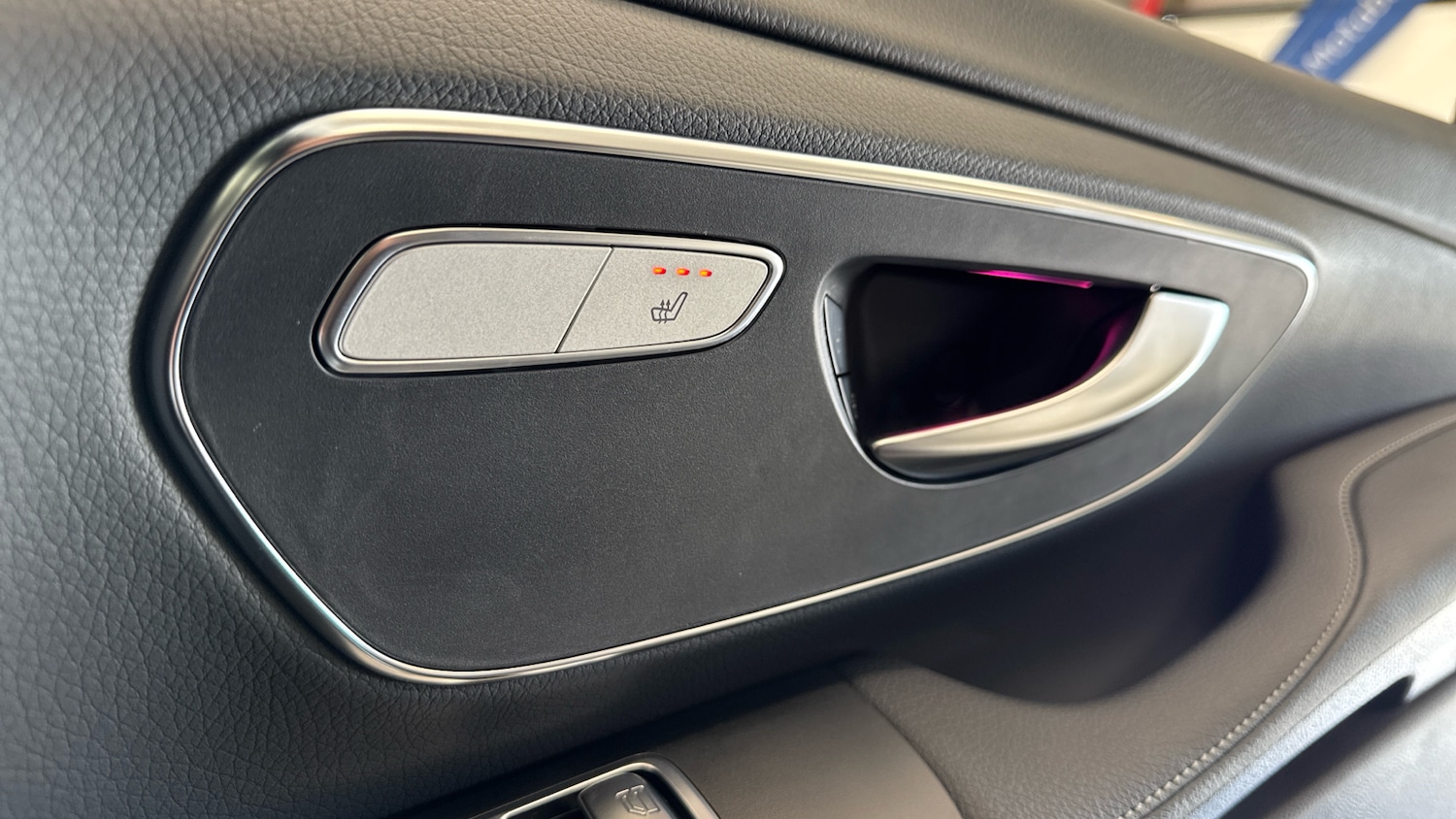 Used Mercedes-Benz V-Class 2025 for sale - 76541709: Photo 21