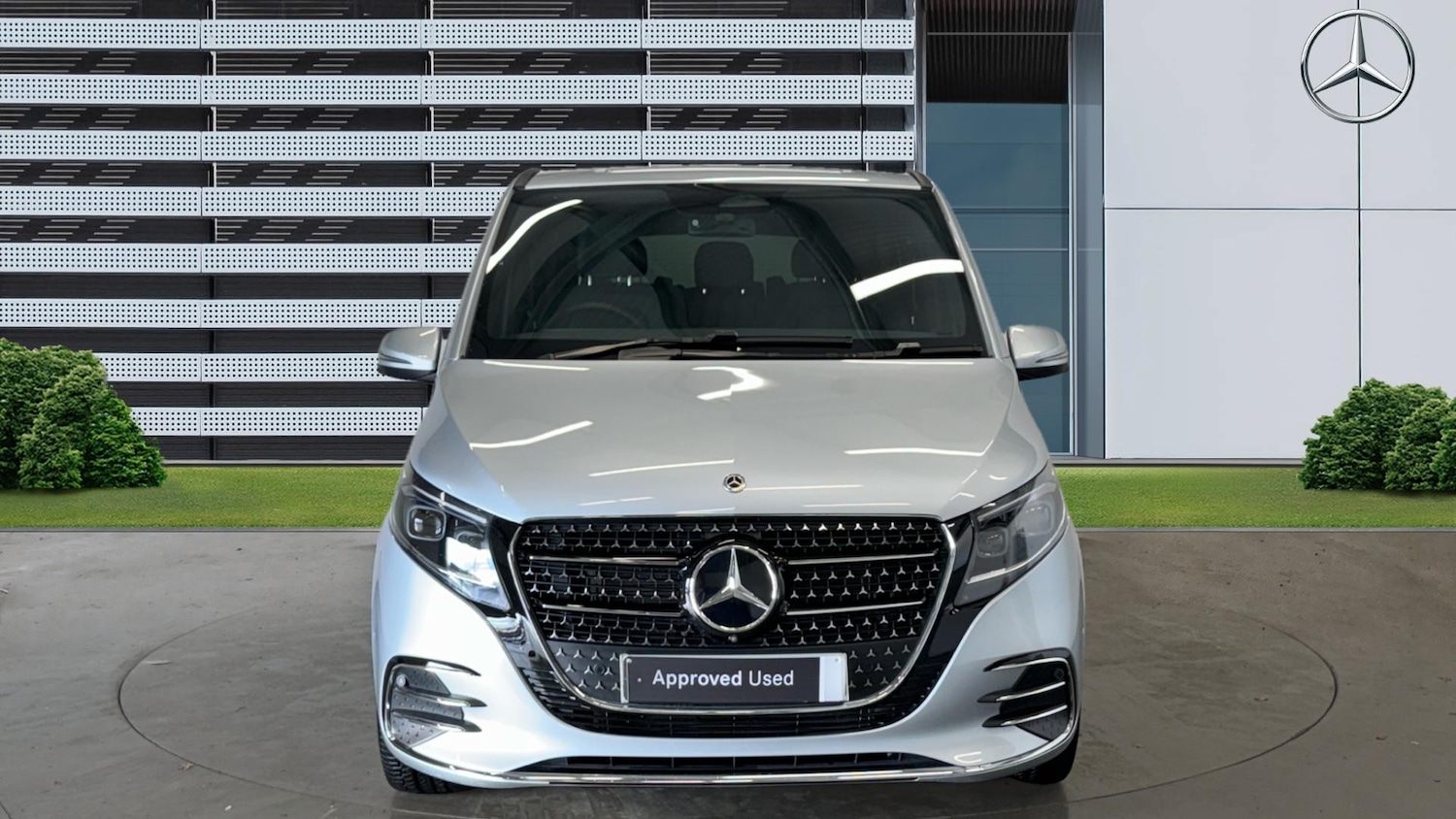 Used Mercedes-Benz V-Class 2025 for sale - 76541709: Photo 3