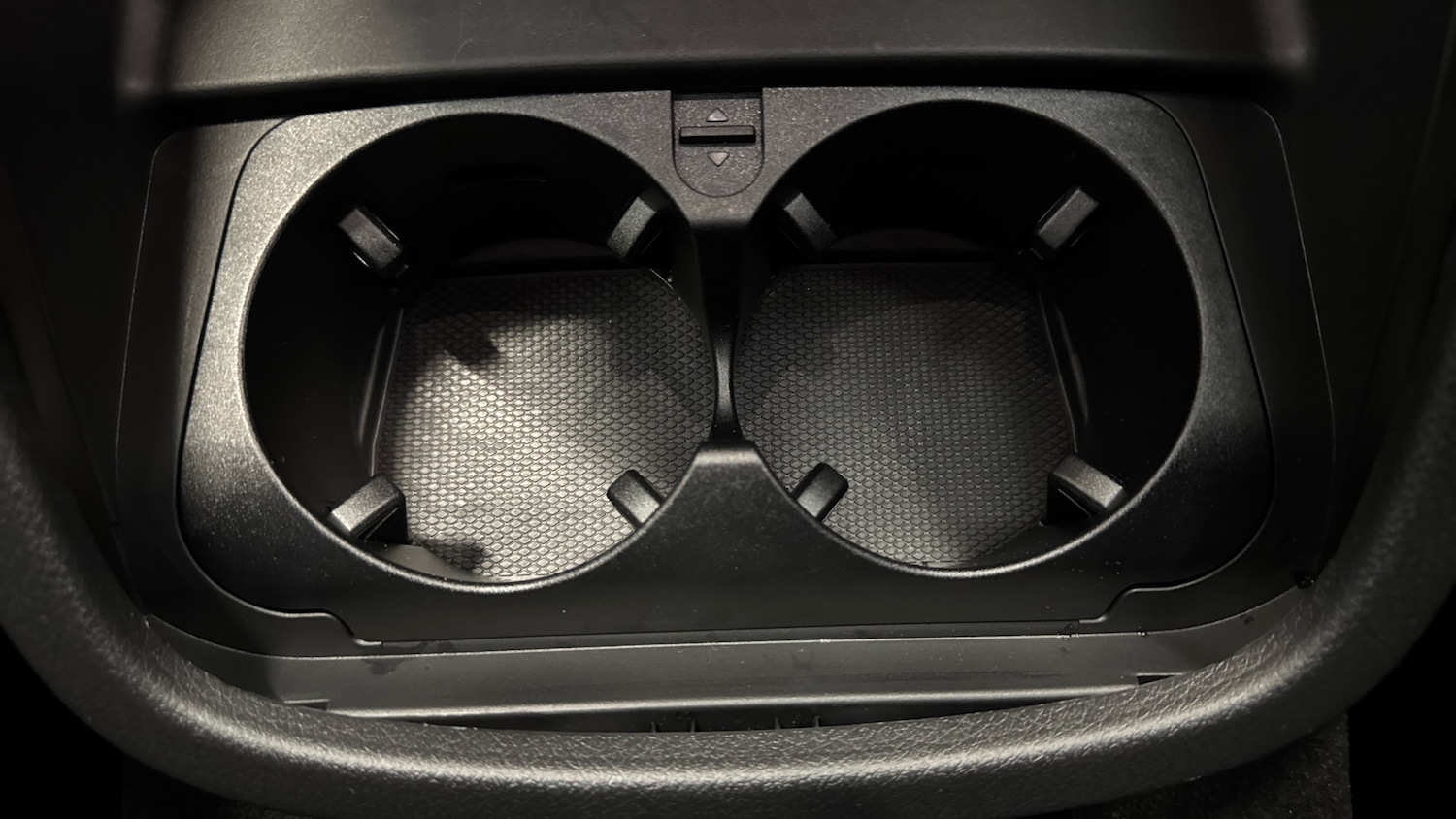 Used Mercedes-Benz V-Class 2025 for sale - 76541709: Photo 32