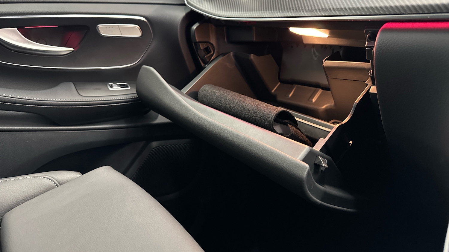 Used Mercedes-Benz V-Class 2025 for sale - 76541709: Photo 34