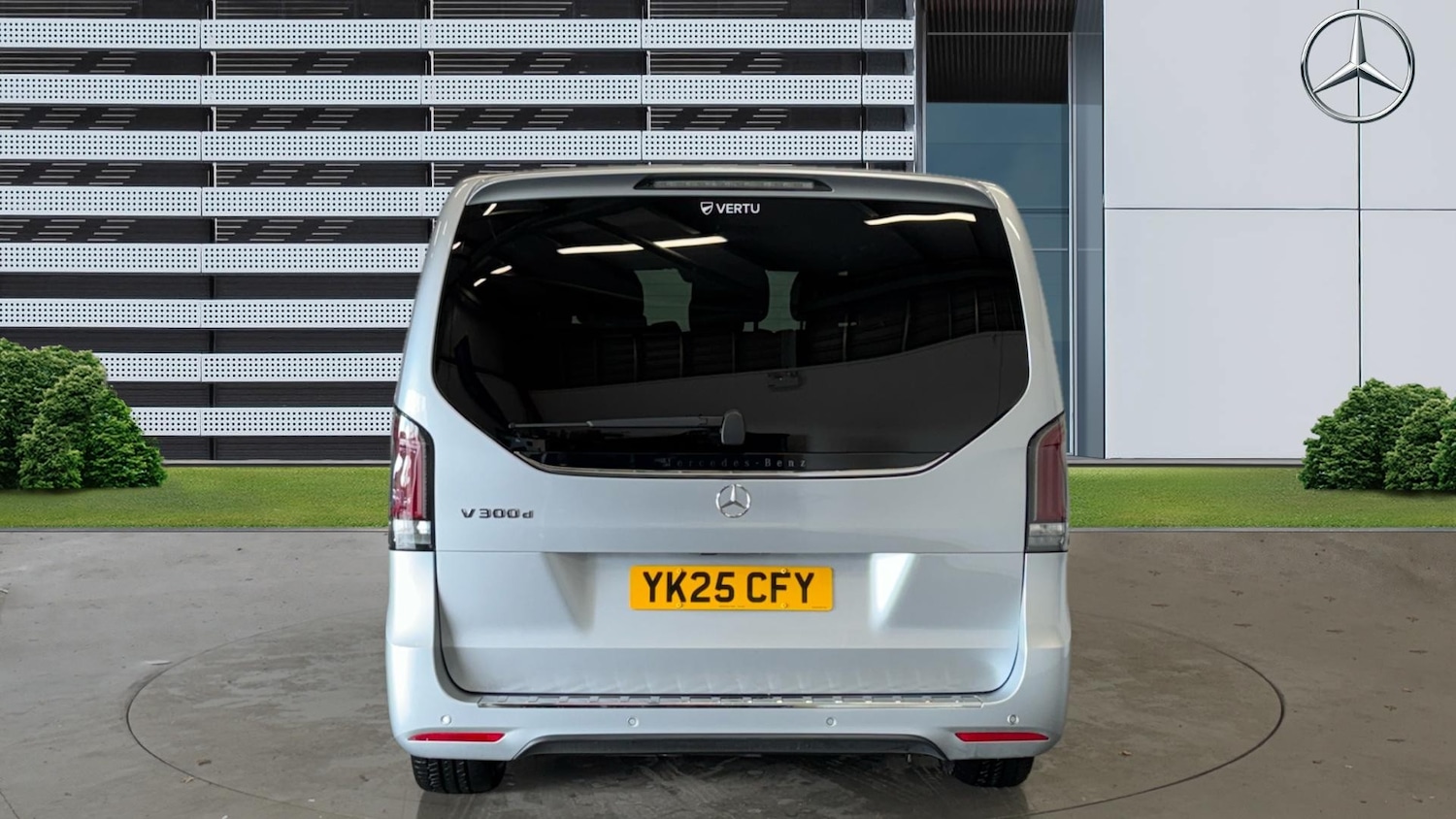 Used Mercedes-Benz V-Class 2025 for sale - 76541709: Photo 6