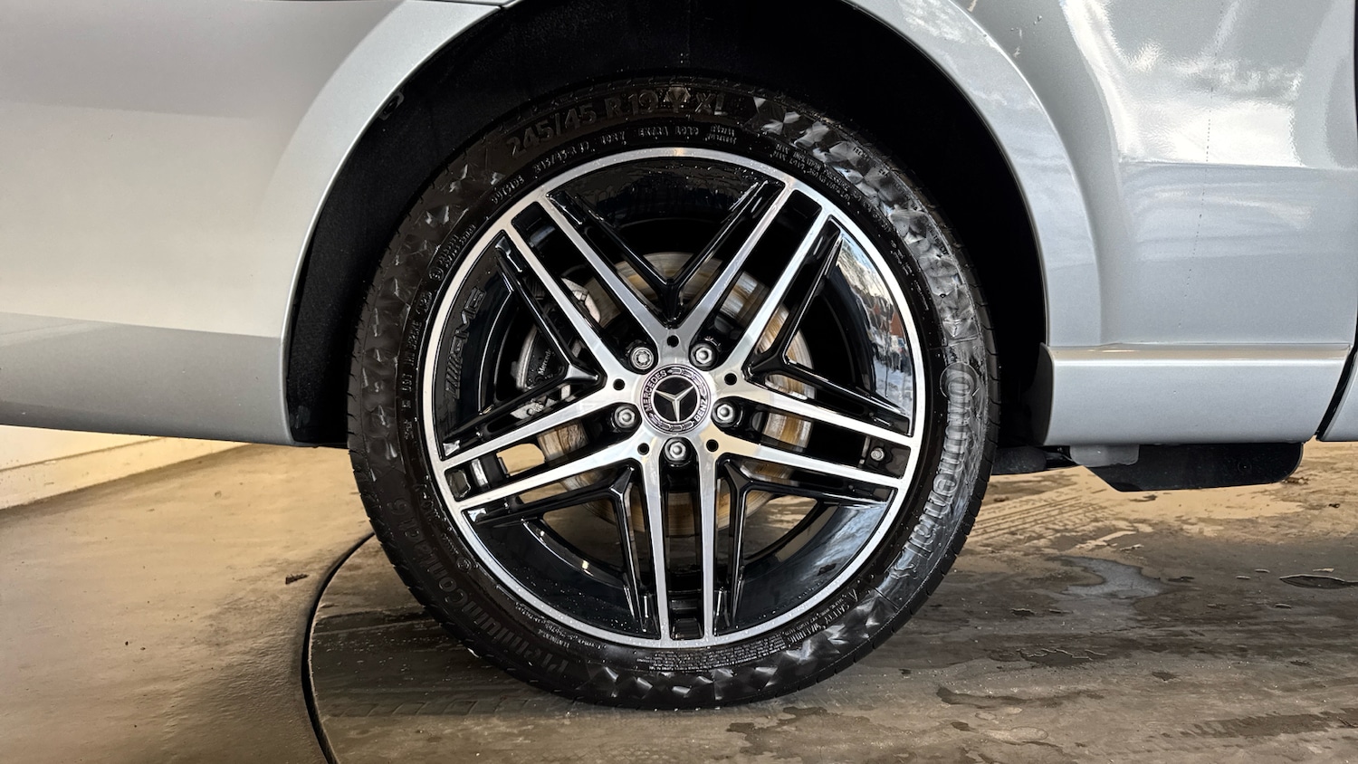 Used Mercedes-Benz V-Class 2025 for sale - 76541709: Photo 7