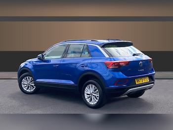 Used Volkswagen T-Roc 2023 for sale - 76159850: Photo