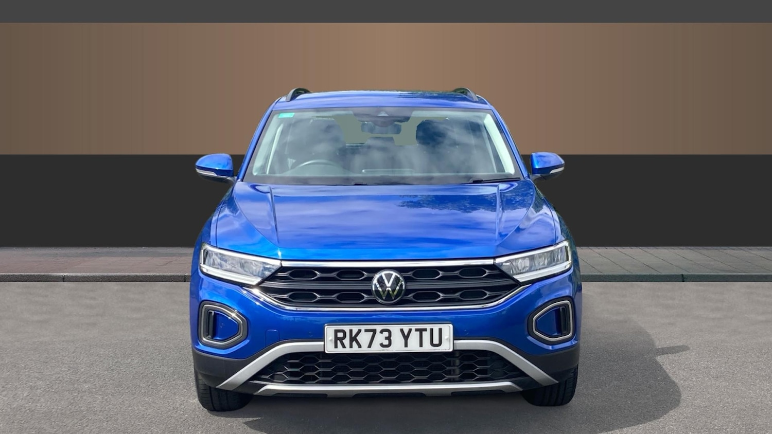 Used Volkswagen T-Roc 2023 for sale - 76159850: Photo 3