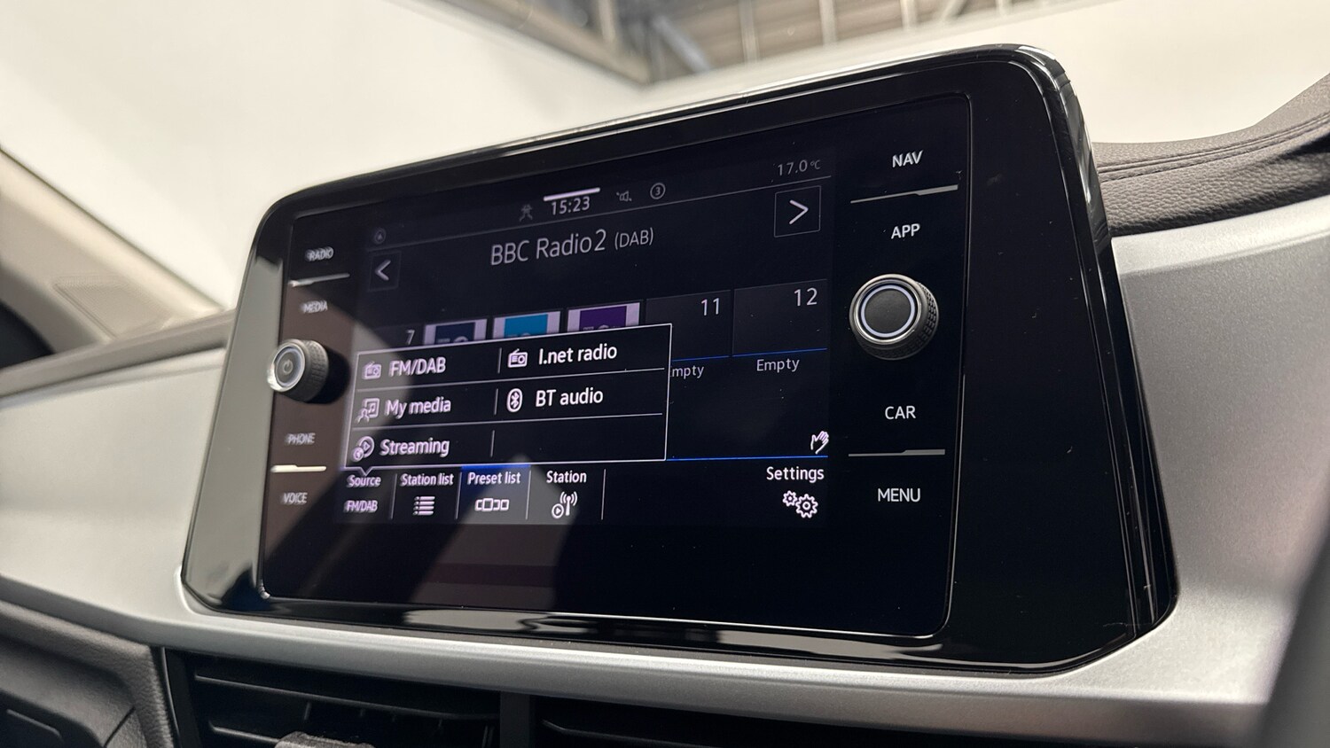 Used Volkswagen T-Roc 2023 for sale - 76159850: Photo 42