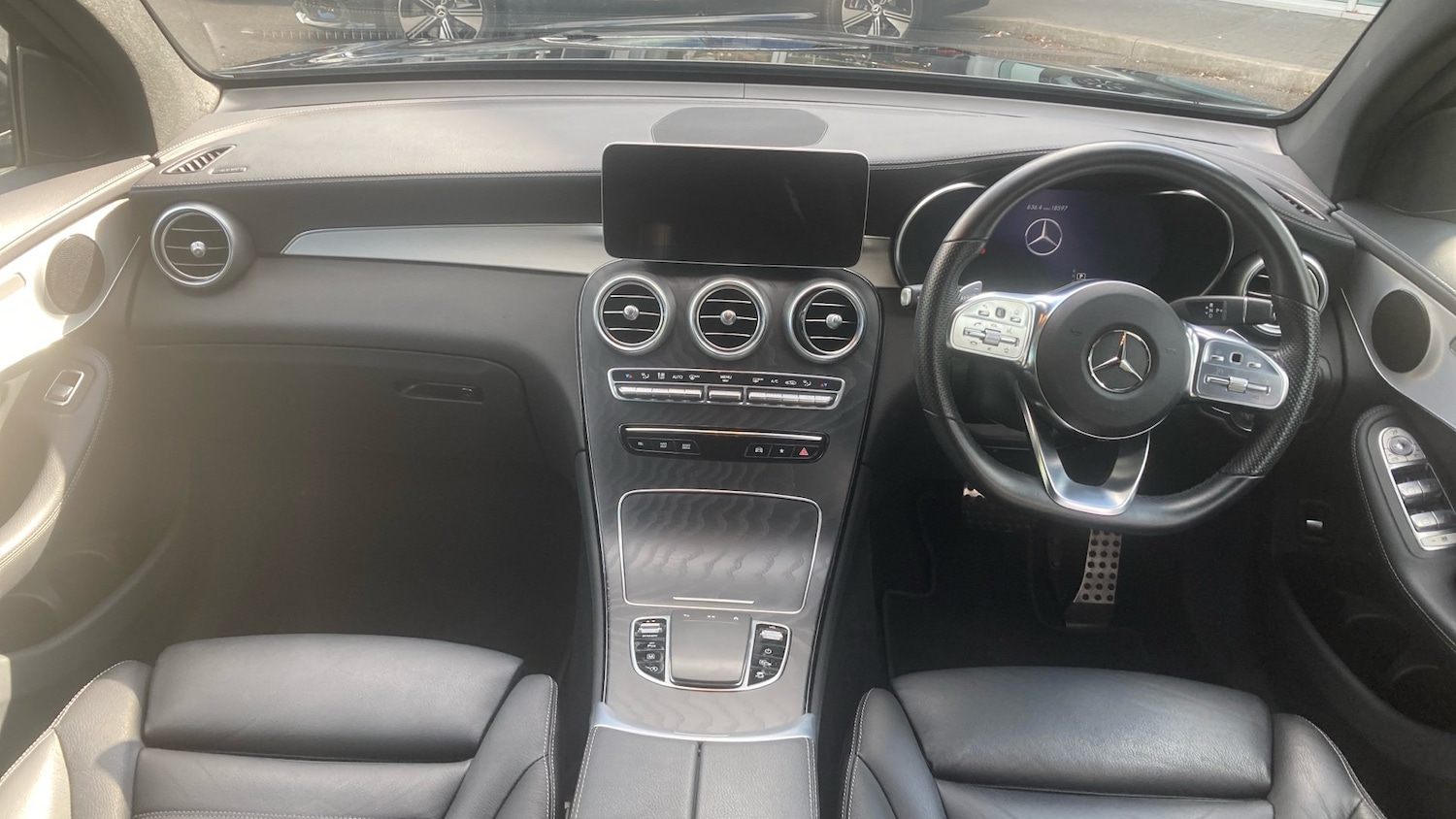 Used Mercedes-Benz GLC 2023 for sale - 76194730: Photo 10