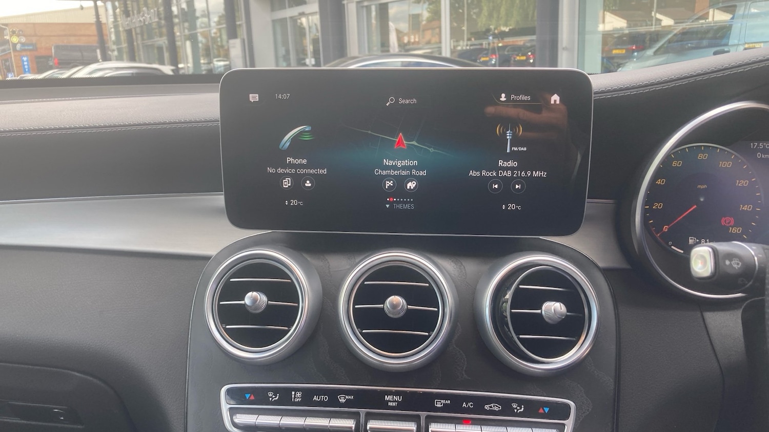 Used Mercedes-Benz GLC 2023 for sale - 76194730: Photo 12