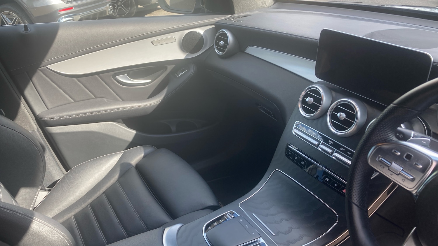 Used Mercedes-Benz GLC 2023 for sale - 76194730: Photo 14