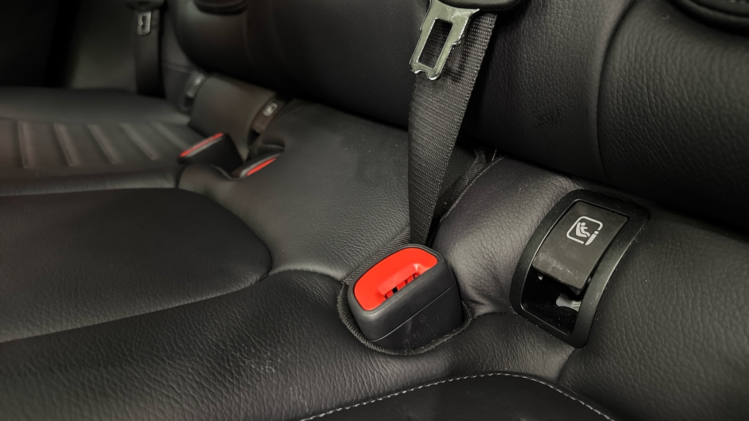 Used Mercedes-Benz GLC 2024 for sale - 77273514: Photo 17