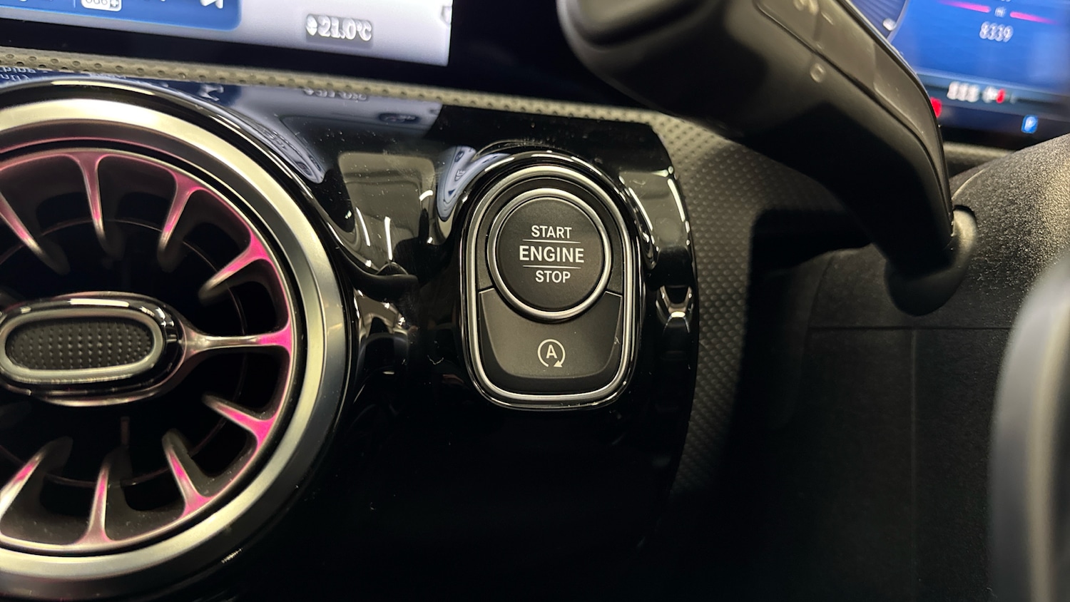 Used Mercedes-Benz CLA 2024 for sale - 76354940: Photo 33