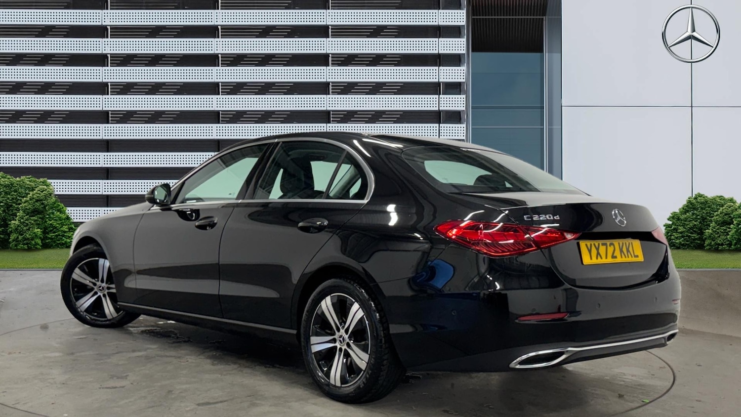 Used Mercedes-Benz C Class 2022 for sale - 76627817: Photo 2