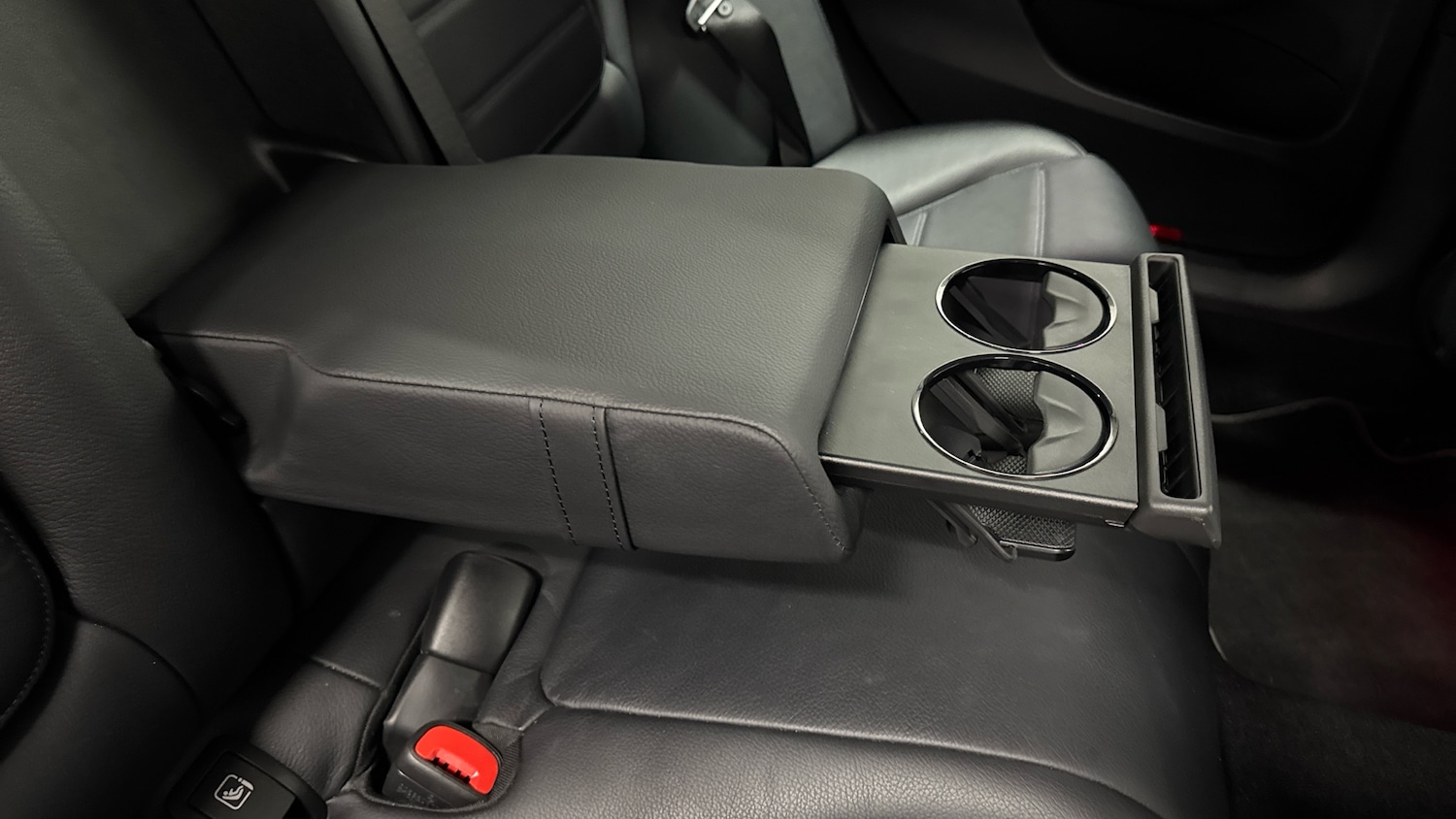 Used Mercedes-Benz C Class 2022 for sale - 76627817: Photo 23